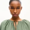 Oversized Pleated Blouse in Cotton Poplin