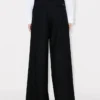 Wide Leg Pants in Virgin Wool